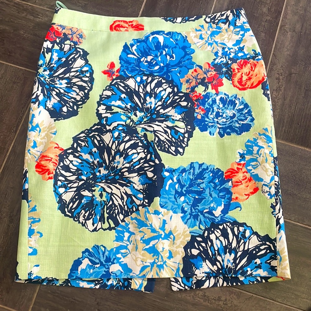 Pencil skirt